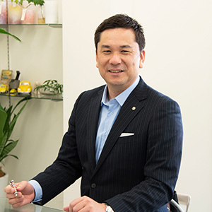 代表取締役鈴木昭範